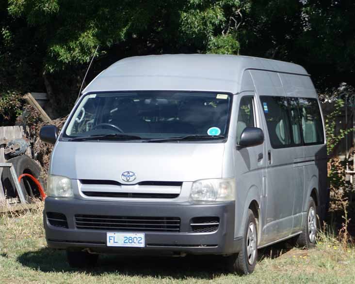 Jacks Bus Service Toyota HiAce FL2802